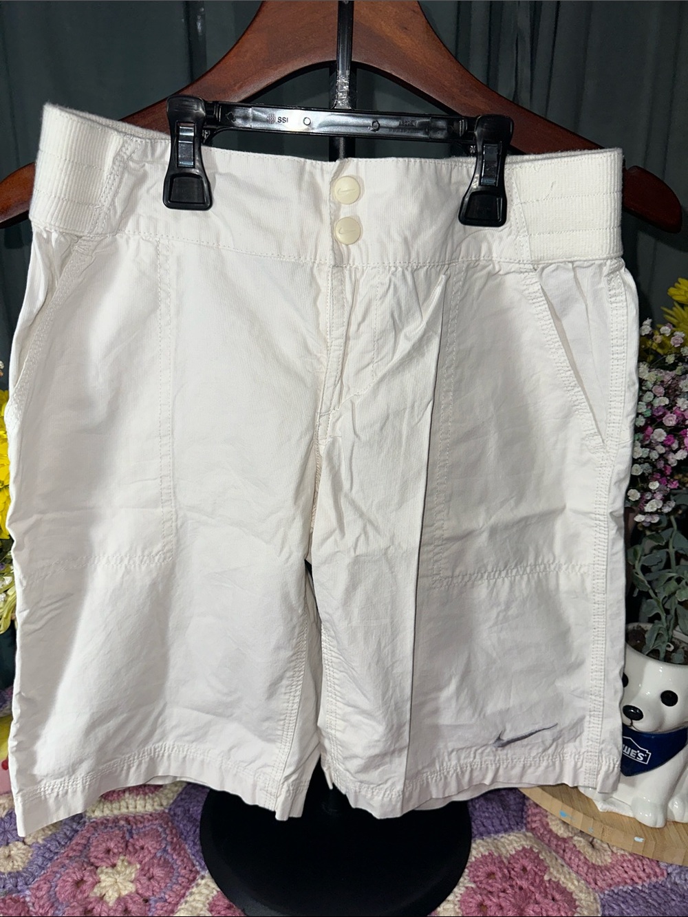 🎉Nike White Kids Athletic Shorts with Elastic Waist. C242